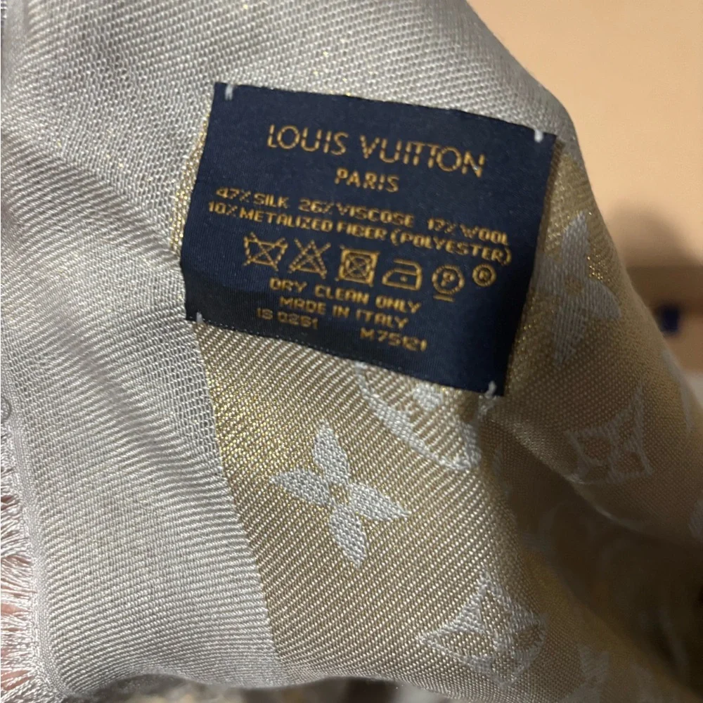 Louis Vuitton Metallic Monogram Scarf in Silver and Gold - Picture 3 of 7
